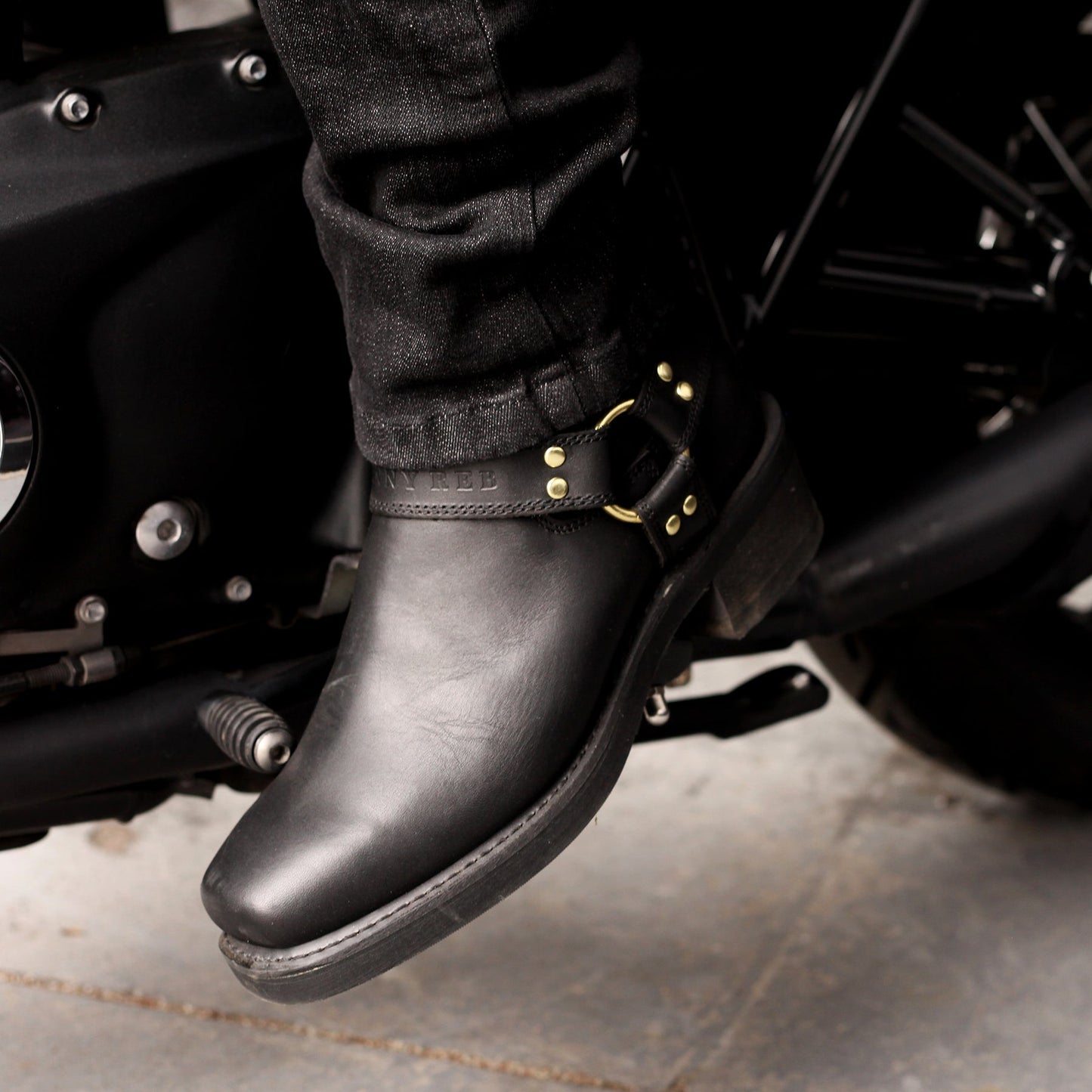 Johnny Reb Boot Short Black