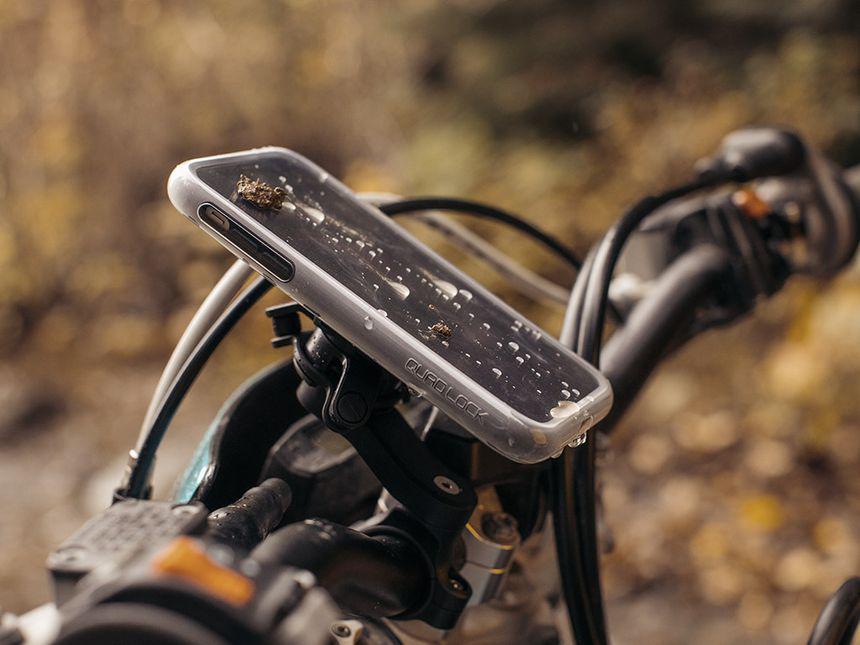 Quad Lock Poncho Fits Iphone 12 Mini